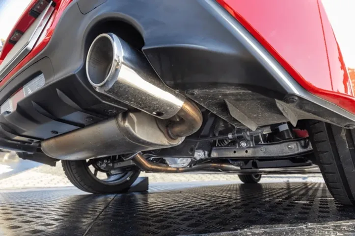 Exhaust repair at Akar Auto Center